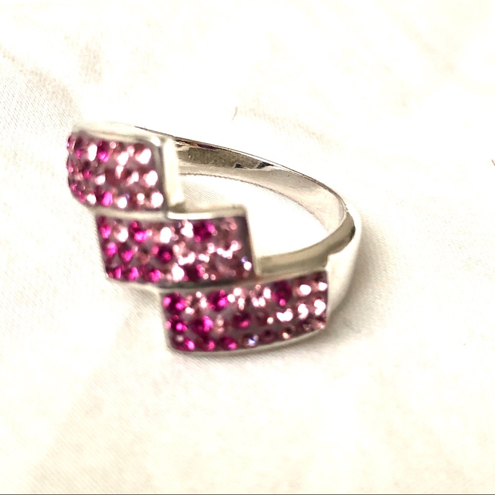 EUC Art Deco style ring size 7.5